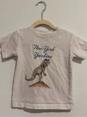 Toddle New York Yankees Graphic Tee with Dino Print - 2T